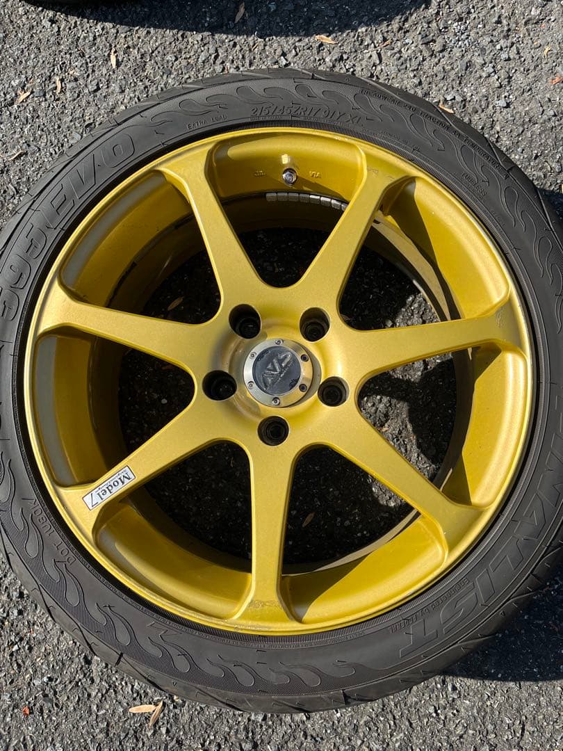 AVSMODEL717インチ　PCD114.3 7J+40