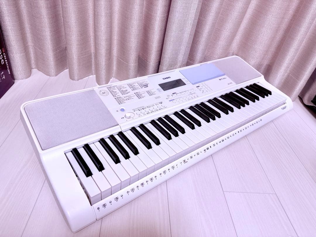 CASIO 電子ピアノ ホワイト 本体と付属品 LK-515