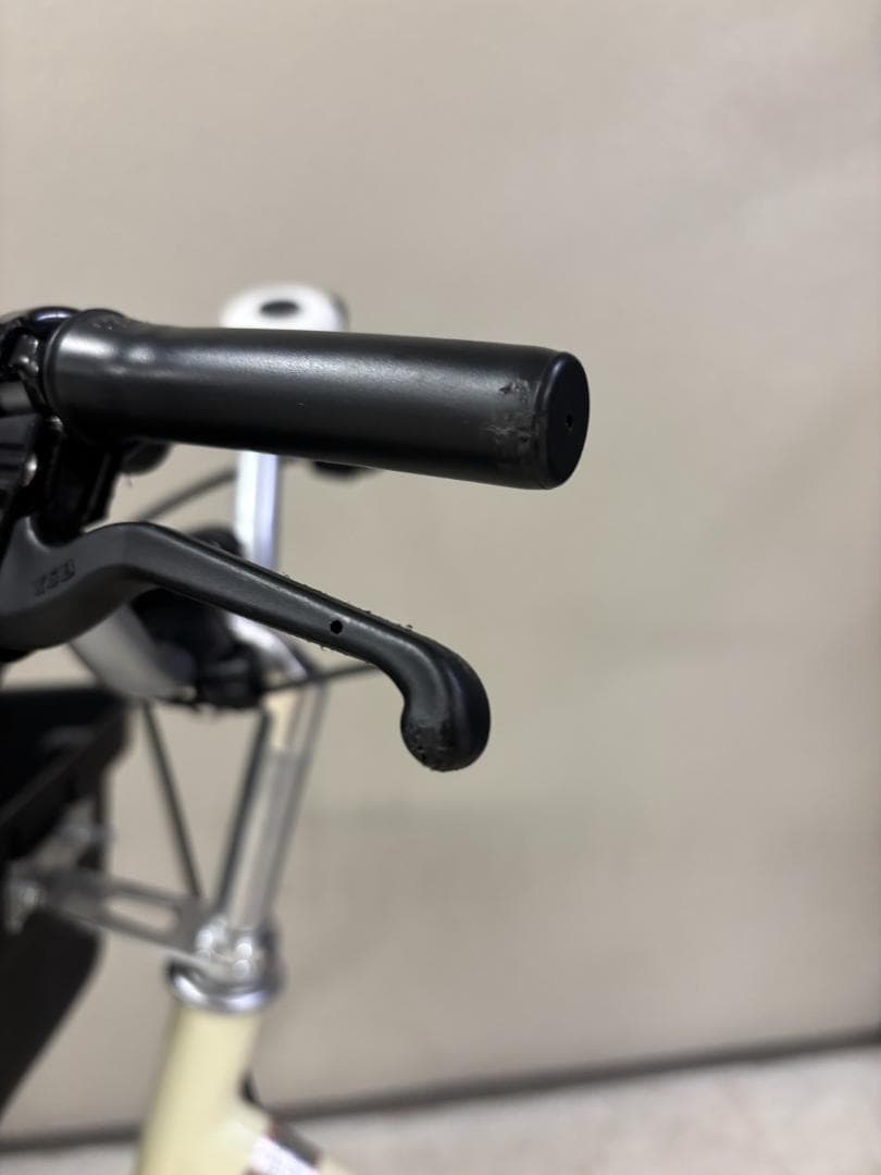 無印良品　16型幼児こども自転車　アイボリー　押し棒・補助輪付　江東区引取限定