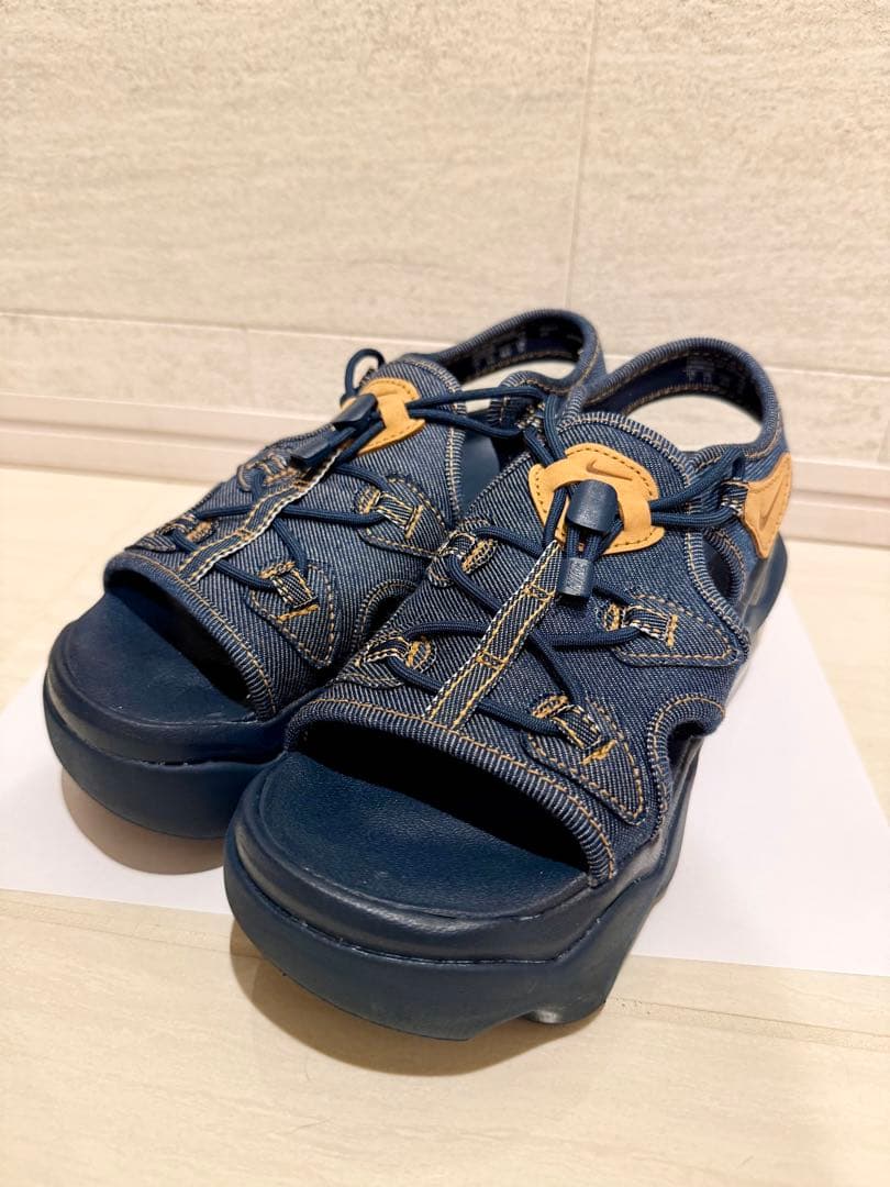 完売品・入手困難　NIKE エアマックスココ デニム 23cm