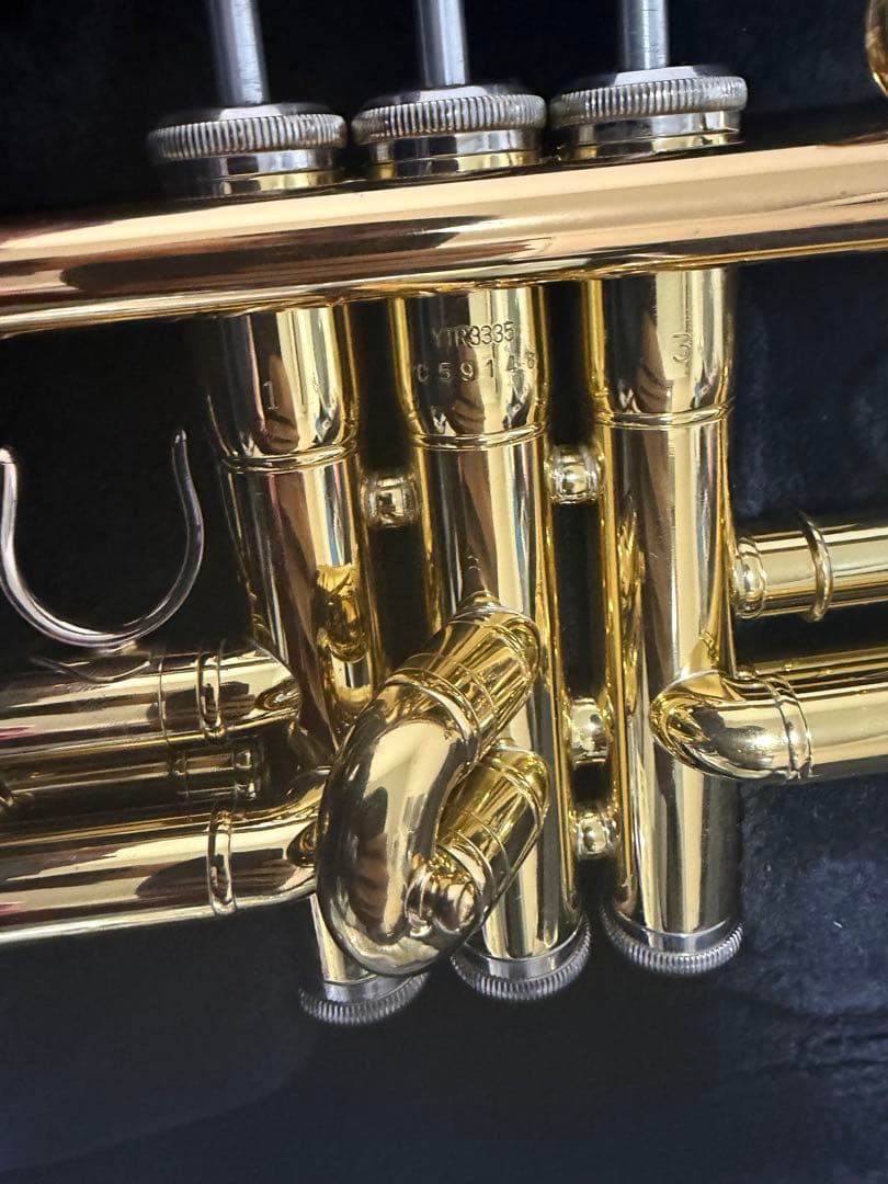 YAMAHAヤマハ　トランペットYTR-3335 本体・ケース