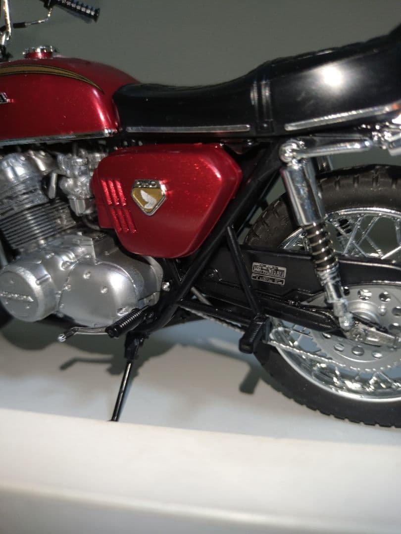 アオシマバイクシリーズプラモデル完成品ホンダCB750Customクリアケース付