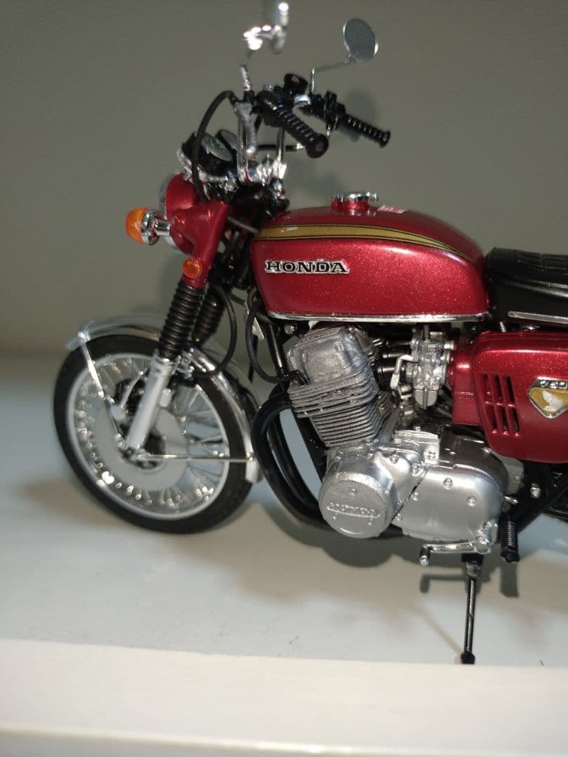 アオシマバイクシリーズプラモデル完成品ホンダCB750Customクリアケース付