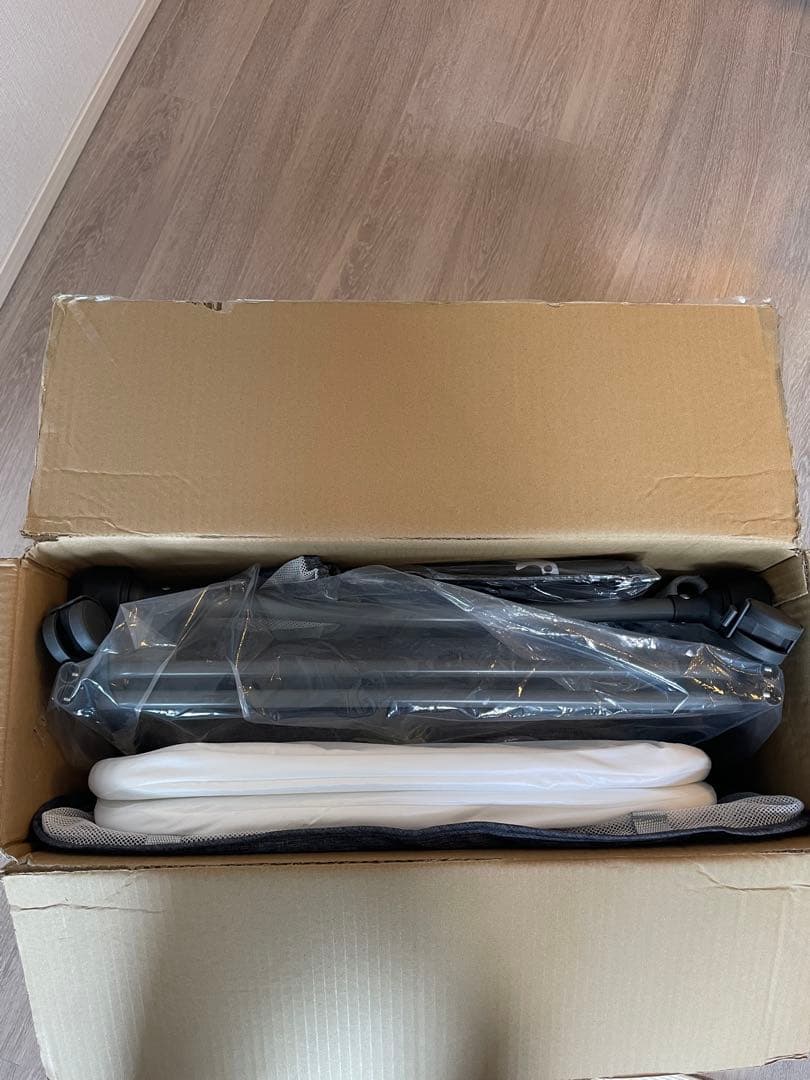 【未使用】UBRAVOO ベビーベッド 折りたたみ キャスター付き ゆりかご