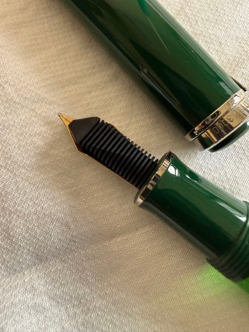 ペリカン万年筆ハンティング未使用品