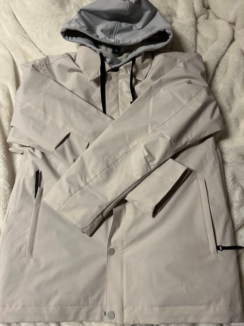 スノーボードウェアー　ジャケット＆パーカーセット売り　新品未使用