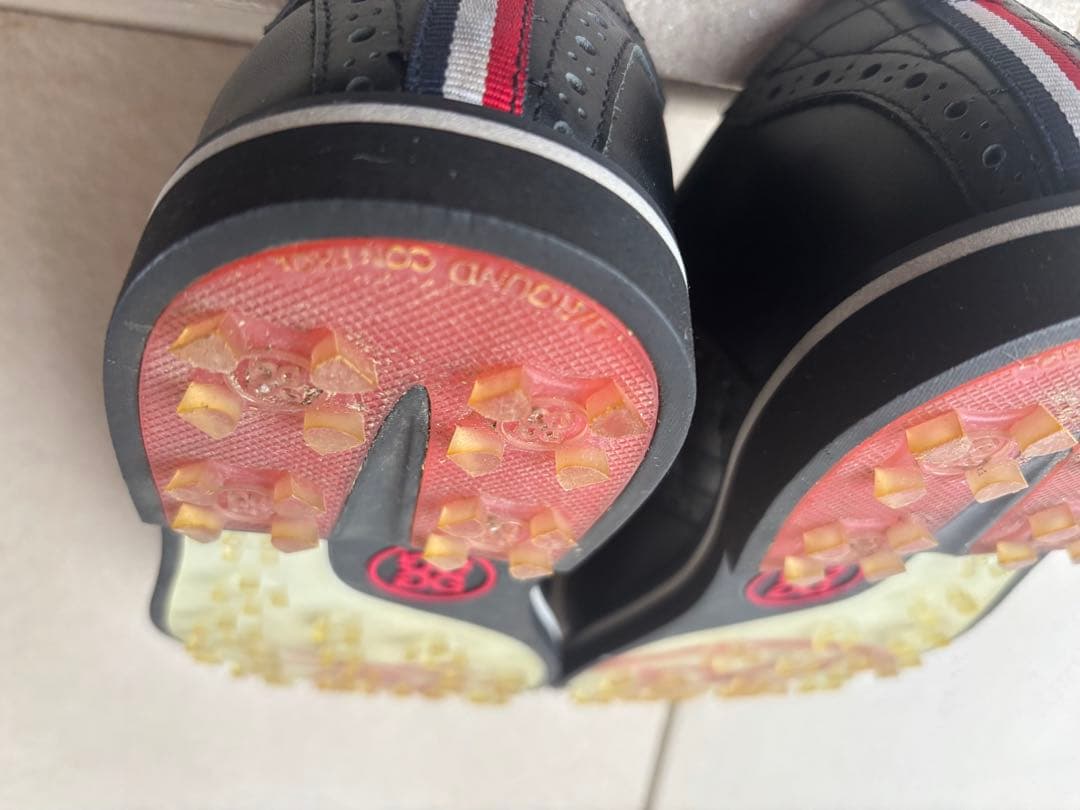 美品G/FOREメンズ牛革レザーガリバンダースパイクレス　ゴルフシューズ　箱あり