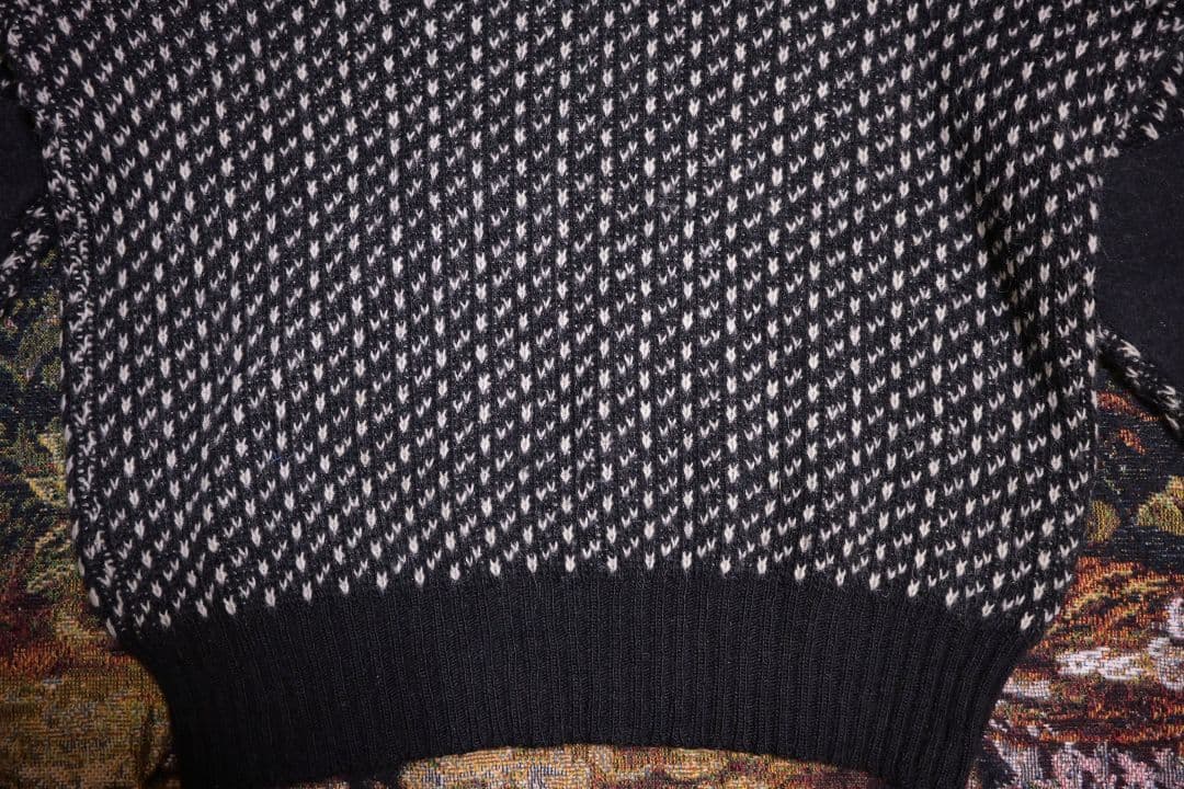 専用SPECIALs Black Birdseye Knit in Norway