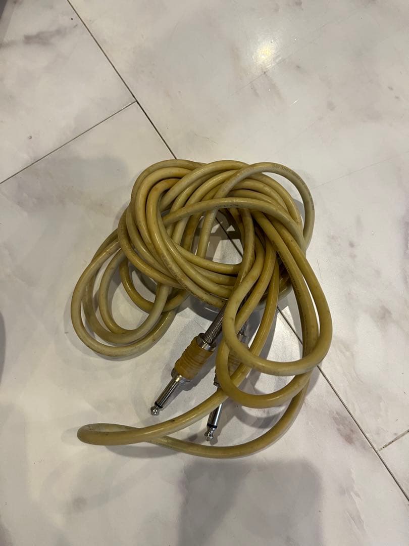 【美品】Fernandesフェルナンデス エレキギター　楽器