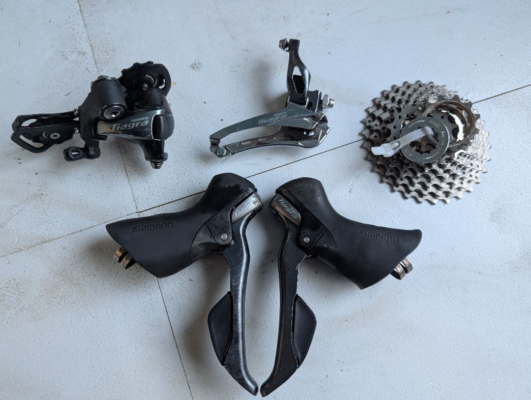 shimano tiagra 4700 10速