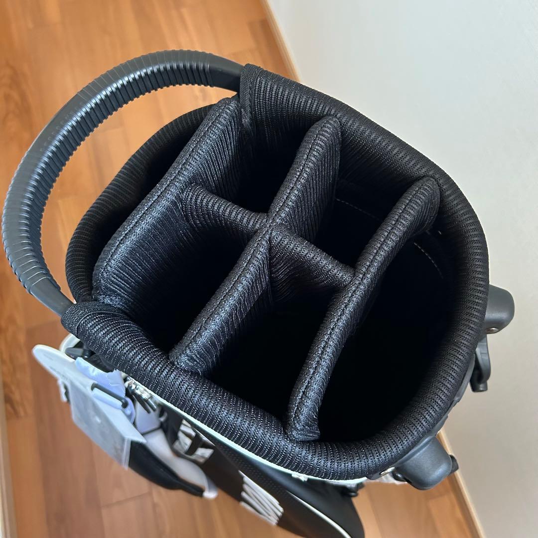 マークアンドロナ　マッシブキャディバッグ　ブラック　黒色