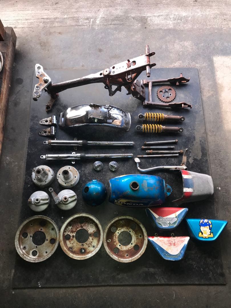 ホンダ　モンキー　パーツ