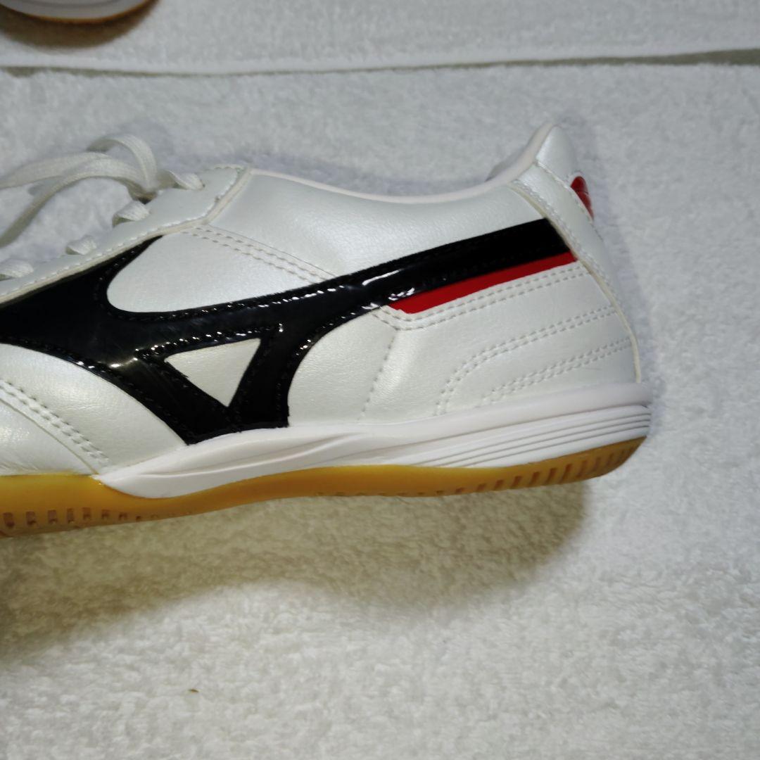 ミズノ　フットサルシューズ 　モレリア 　インドア　サイズ24.5