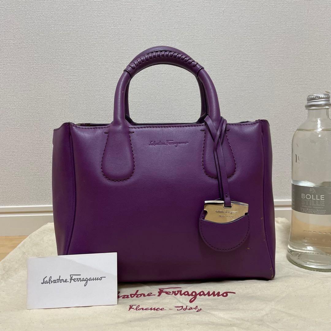 ■Ferragamo（フェラガモ）良品/ レザー/ハンドバッグ/パープル