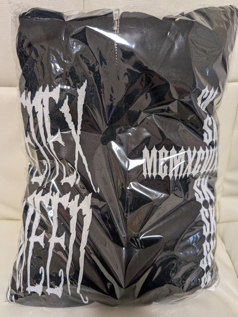 レア！【新品】上谷沙弥 Phenex Queen ジップパーカー　STARDOM