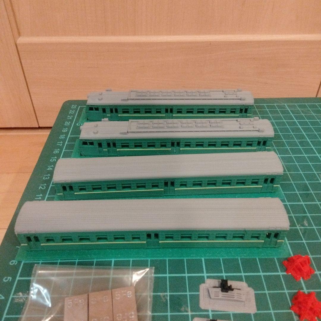 ソ連・ロシア　ER22V近郊電車　鉄道模型（Nゲージ）キット　4両セット