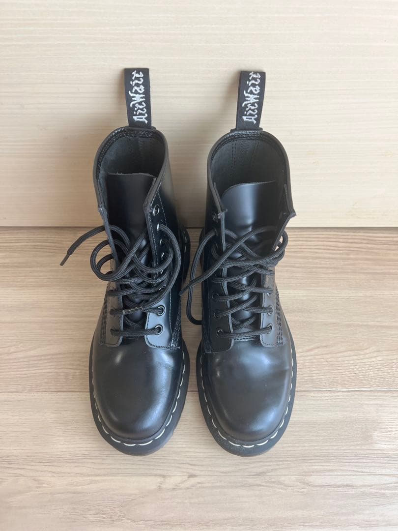 「値下げー＞¥9000」 ホワイトステッチ 8 ホール ブーツ黒 3cmヒール