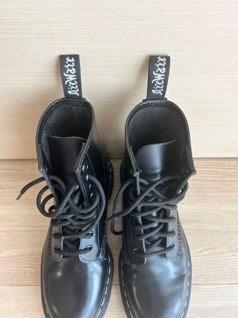 「値下げー＞¥9000」 ホワイトステッチ 8 ホール ブーツ黒 3cmヒール