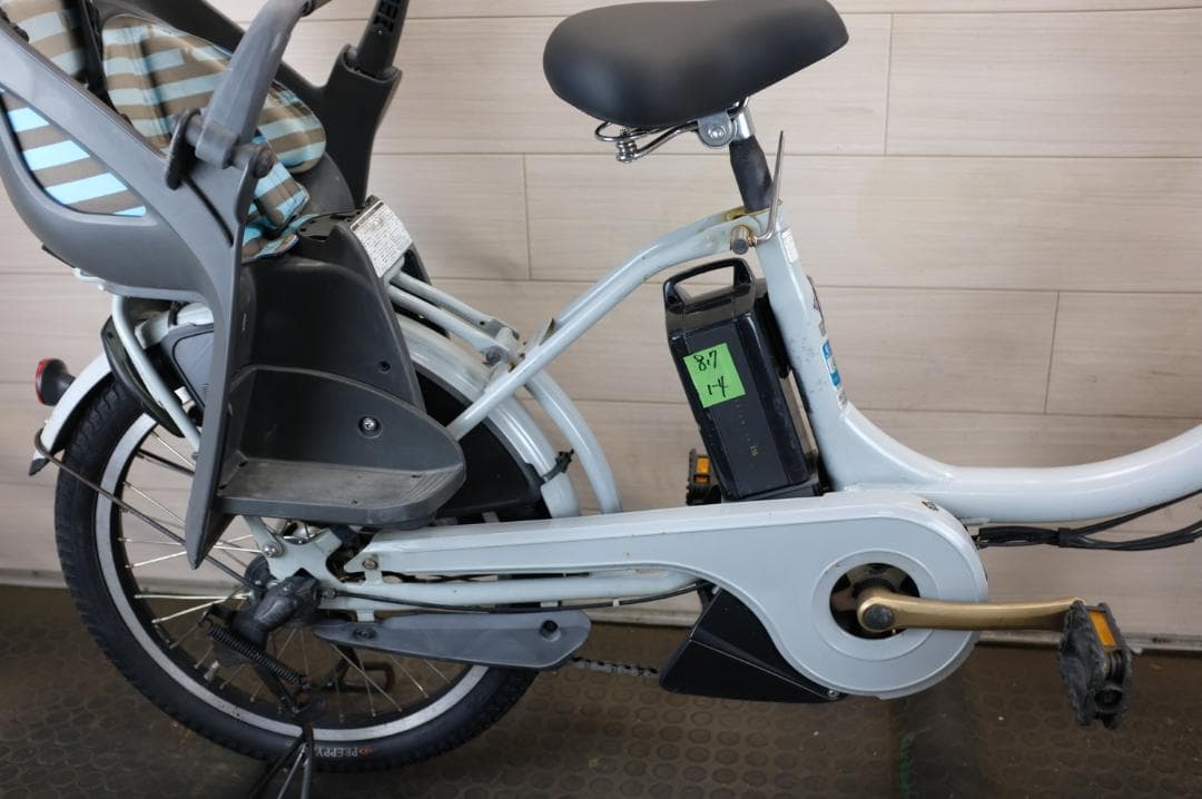 電動自転車ブリヂスト　Bikke　20インチ　3段　8.7Ah充電器あり