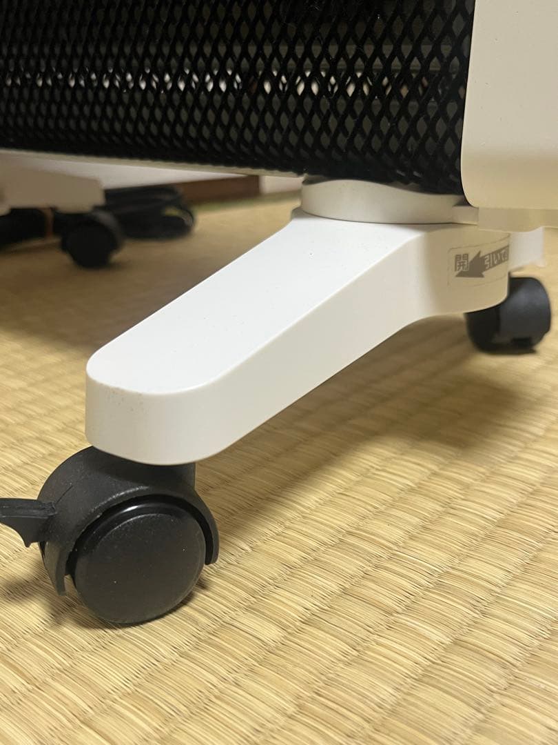 2025年製【超美品】siroca かるポカ SN-M451 電気ヒーター