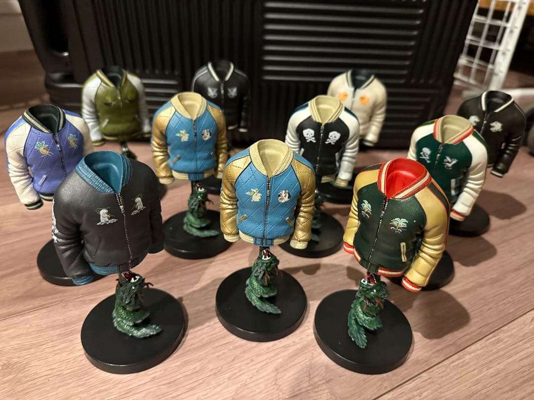 東洋エンタープライズ　スカジャンフィギュア