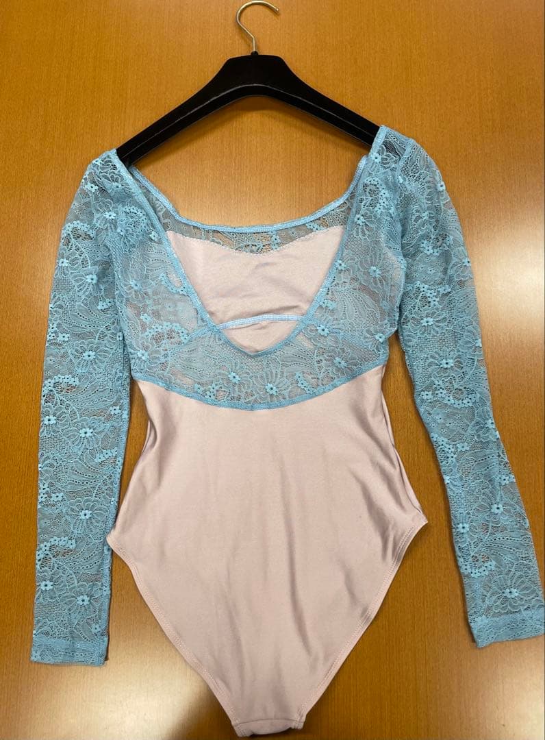 デラロミラノ　DellaloMilano バレエレオタード　Lサイズ