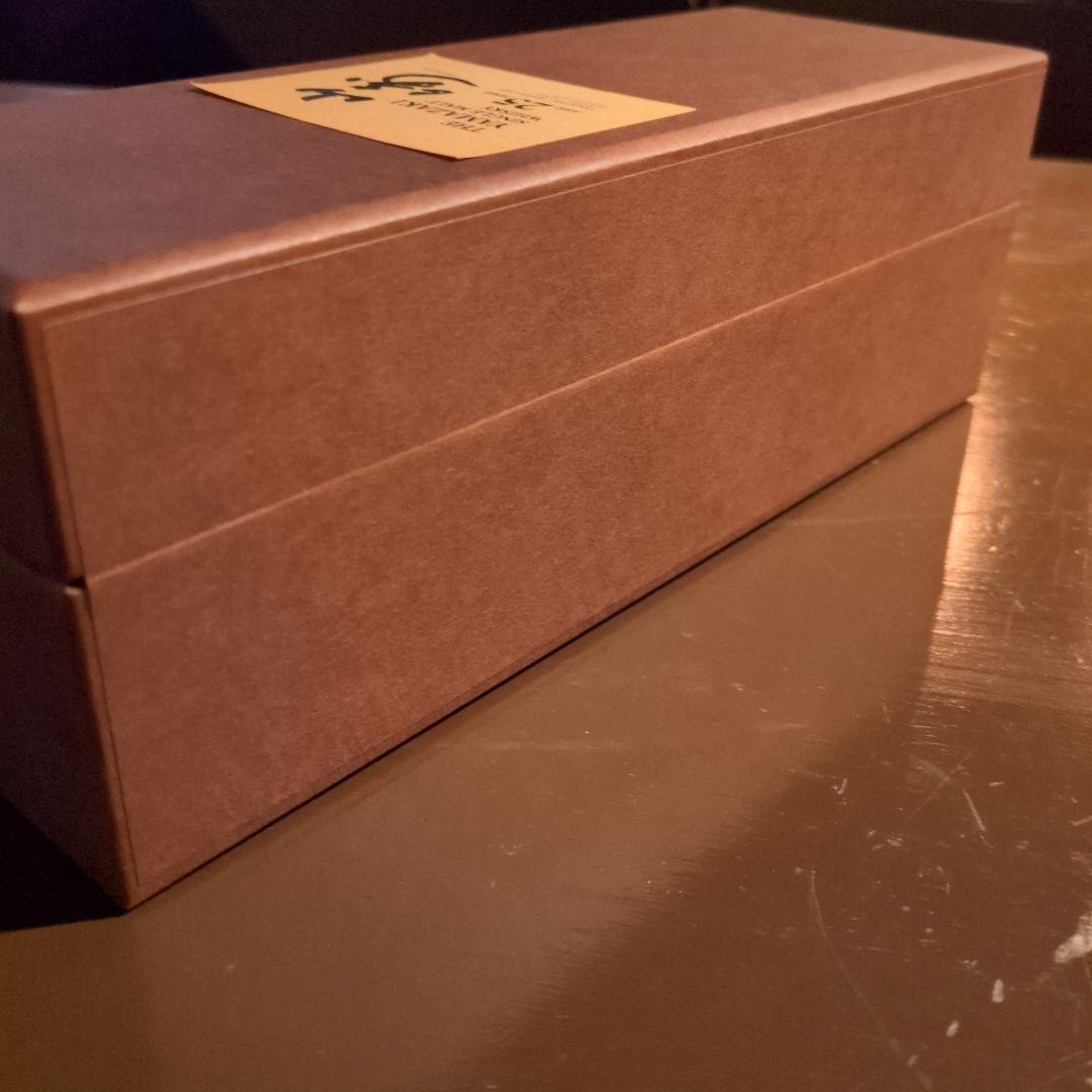 A*n様 山崎 25年 シングルモルトウイスキー 700ml　空瓶　空箱　美品