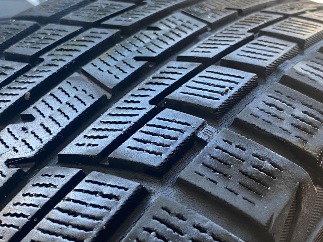 30プリウス純正 15インチ＆195/65R15 ice GUARDスタッドレス