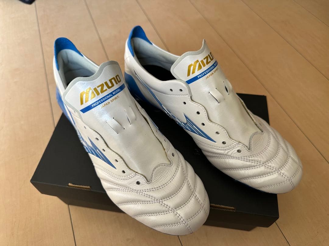 【新品】　サッカー　スパイク　モレリア4 26.0cm ホワイト　ブルー　ミズノ