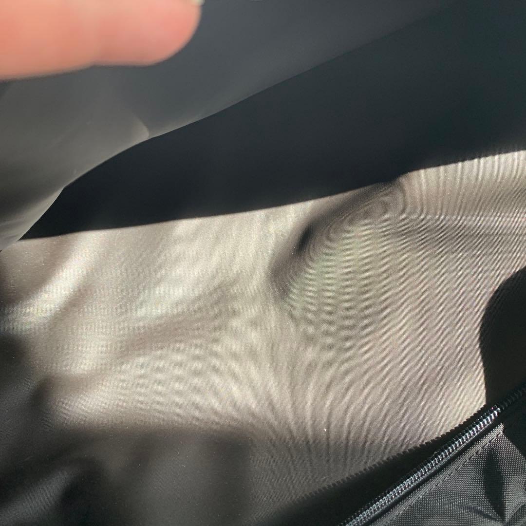 ナイロン製 ブラック ジッパーバッグ