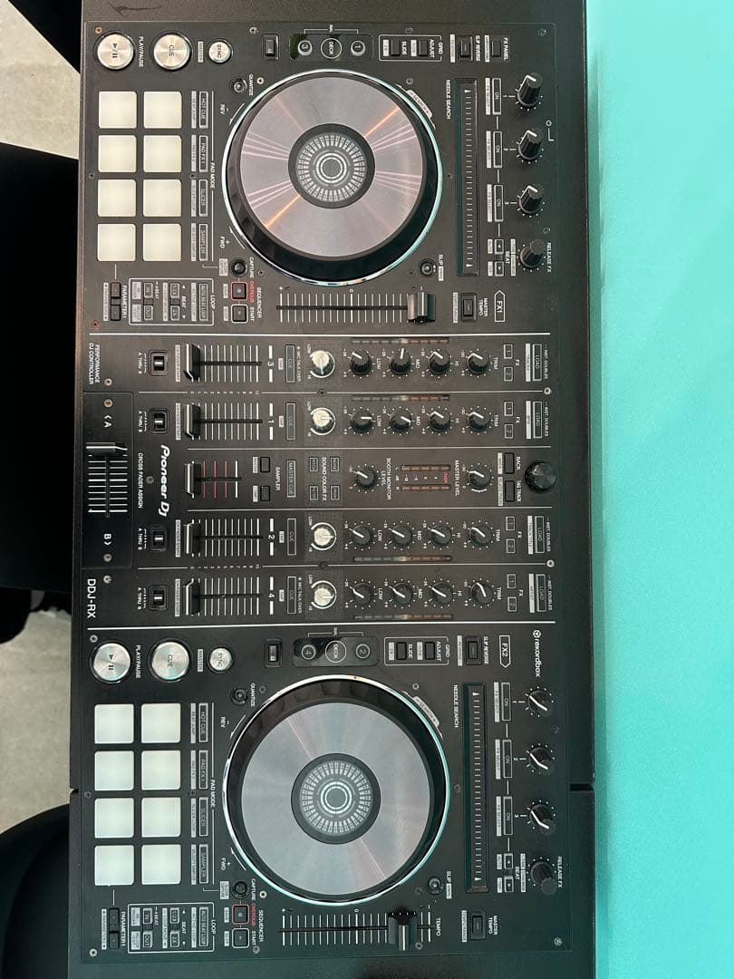 Pioneer DJ DDJ-RXコントローラー