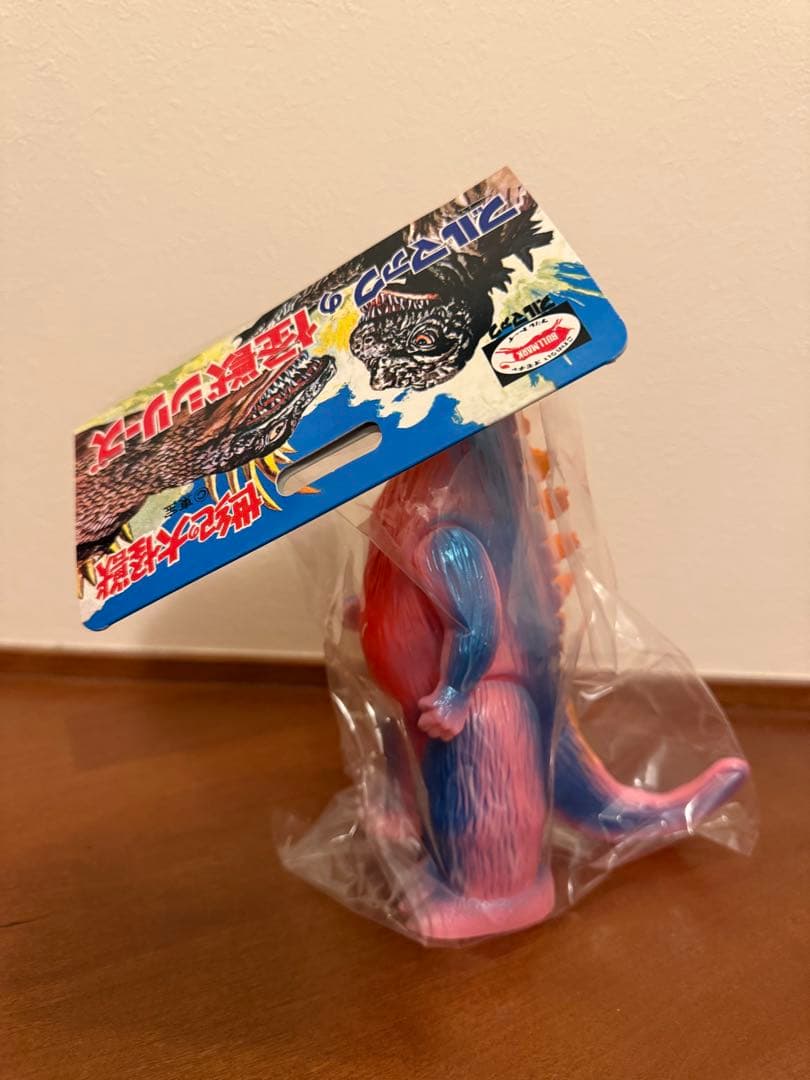 BULLMARK ブルマァク ゴジラ プラモ版 ピンクソフビ