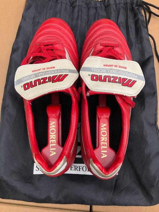 ミズノ モレリア2 サッカースパイク シューズ 南米限定 送料無料 匿名発送