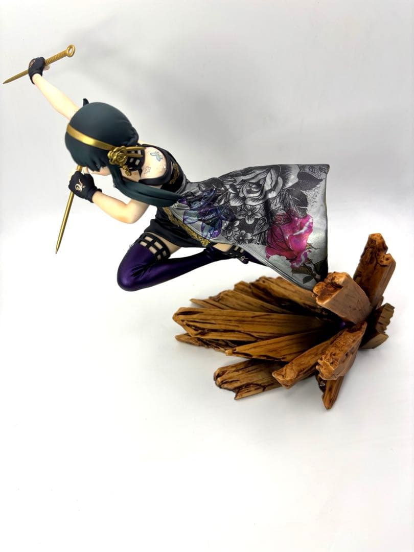 スパイファミリー　ヨルフォージャー　フィギュアリペイント