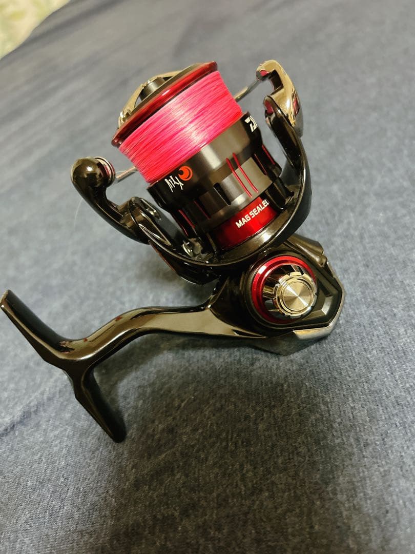 【美品】ダイワ 23 月下美人 LT2000S 糸付き