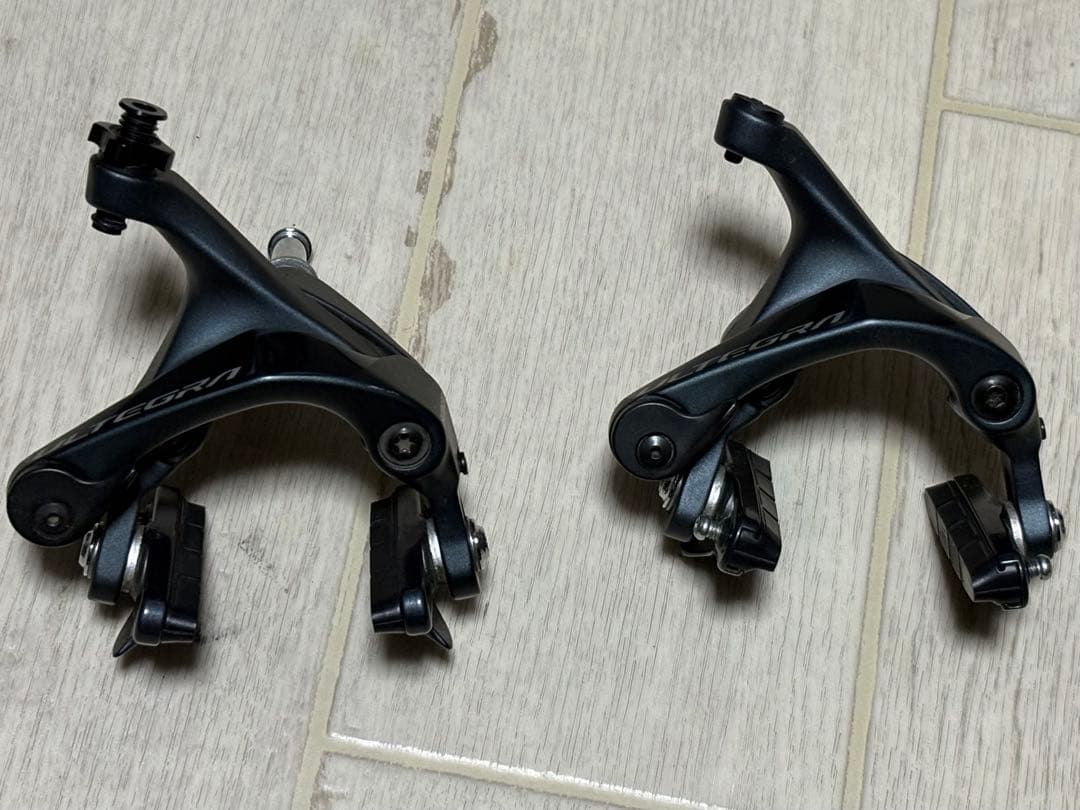 Shimano BR-R8000キャリパーブレーキ前後セット