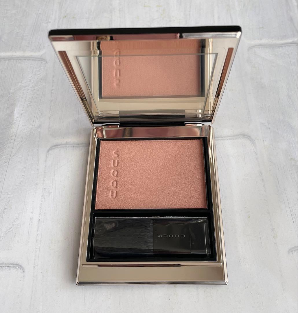 SUQQU メルティングパウダーブラッシュ 09 可憐咲