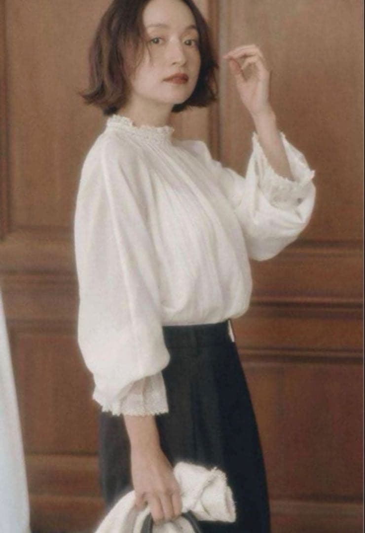 新品未使用　タグ付　PUAL CE CIN 襟袖レースプチハイネックブラウス