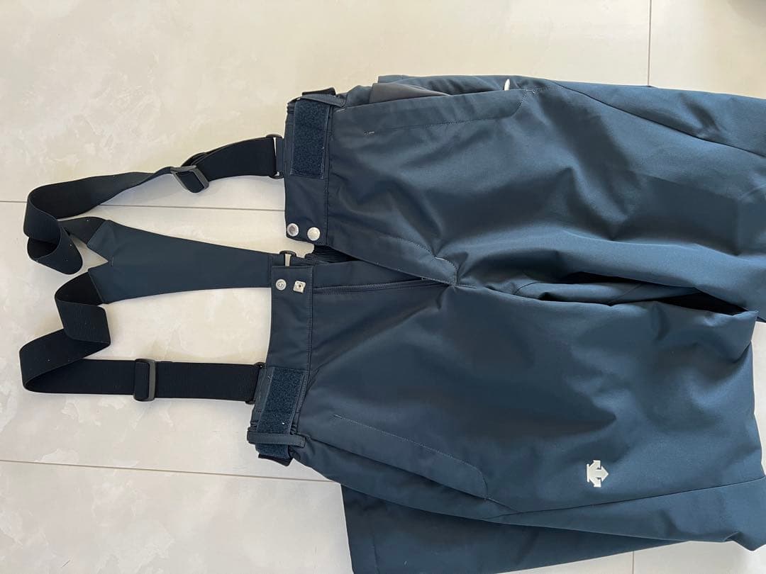 Mサイズ 防水スキーウェア グレー/ホワイト