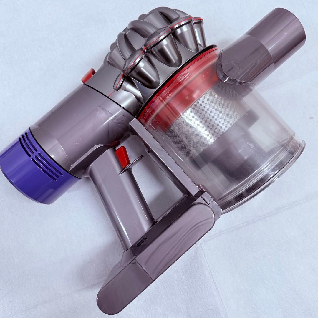 【美品】Dyson V8 Fluffy SV10 付属品完備 【分解洗浄済】
