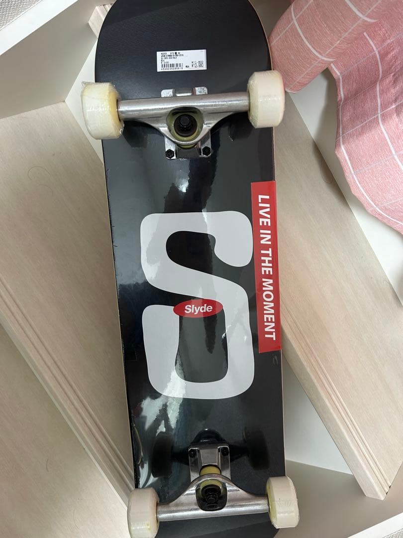 Slyde スケートボード 新品未使用