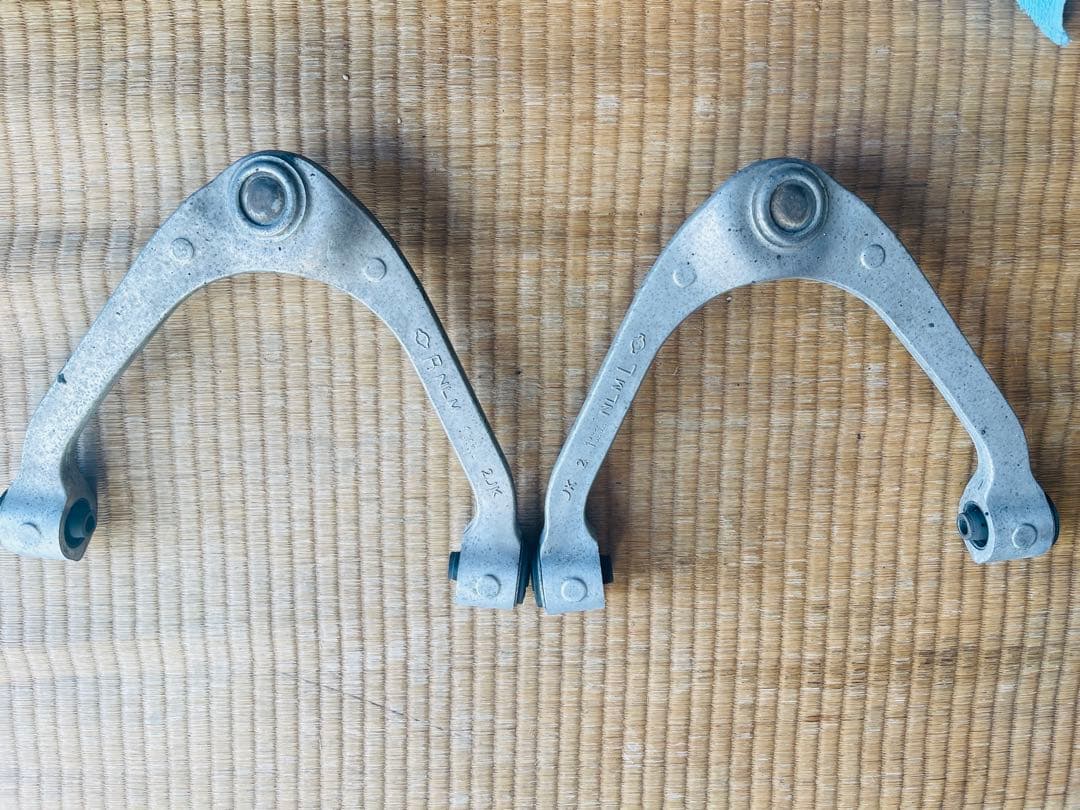 ☆期間限定特価☆V36スカイラインセダン フロントアッパーアーム☆