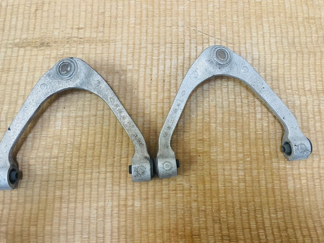 ☆期間限定特価☆V36スカイラインセダン フロントアッパーアーム☆