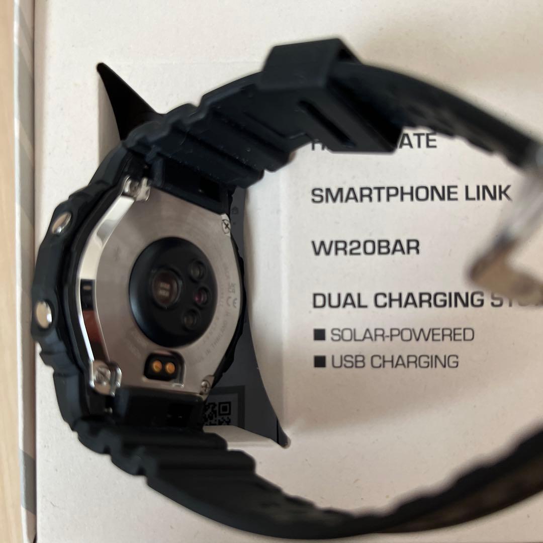 カシオ Gショック DW-H5600MB-1A4JR メタルベゼルG-SQUAD