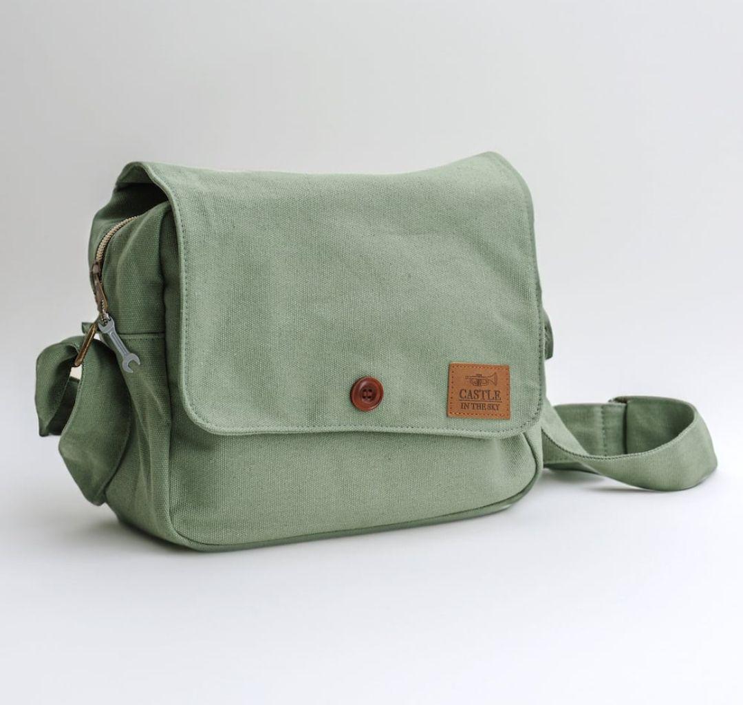 現品限り　天空の城ラピュタのパズーのかばん　新品 未使用タグ付き