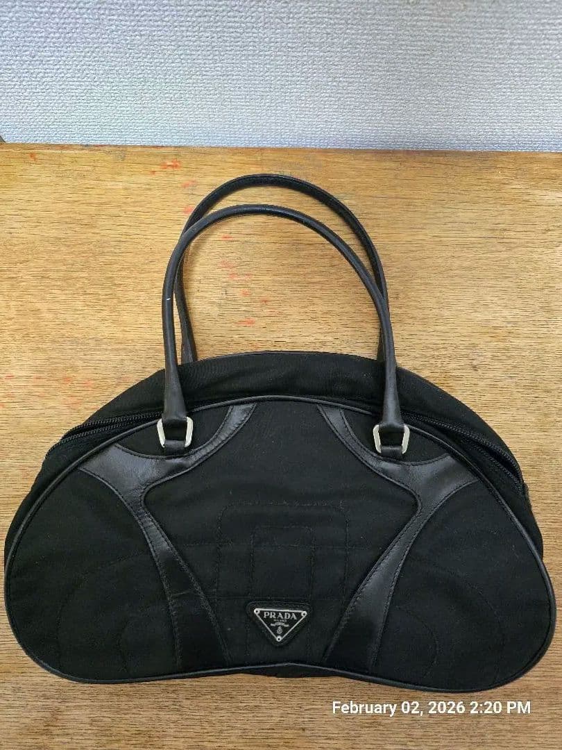 プラダ ブラック トートバッグ