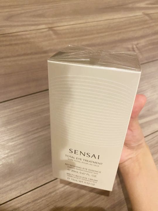 sensai新品未使用
