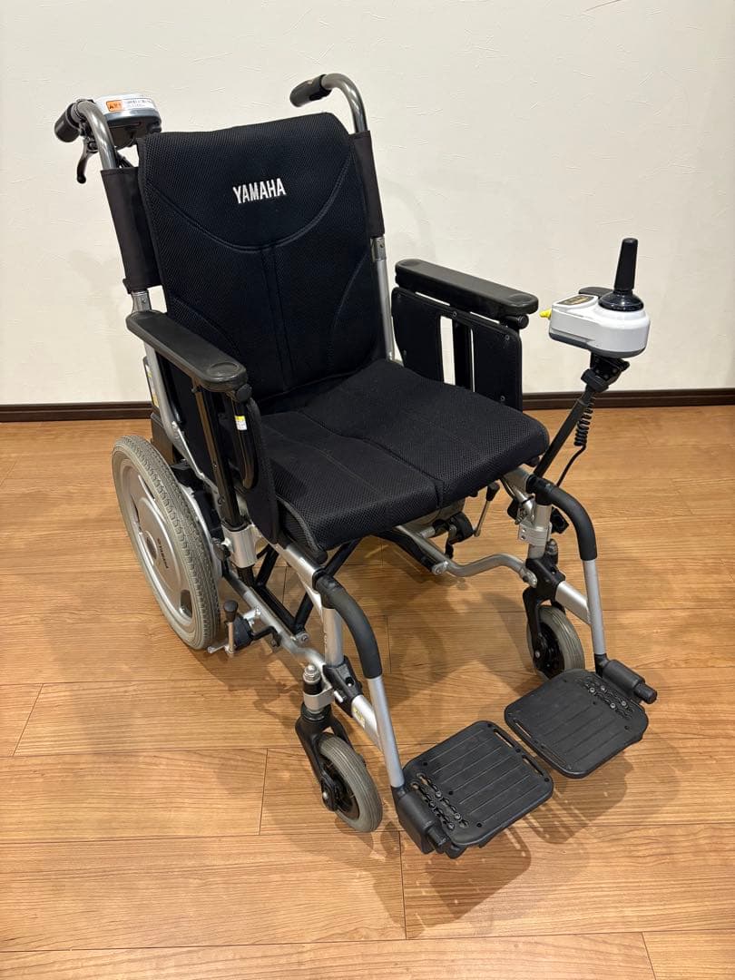 YAMAHA .中古電動車椅子　折りたたみ可能　①