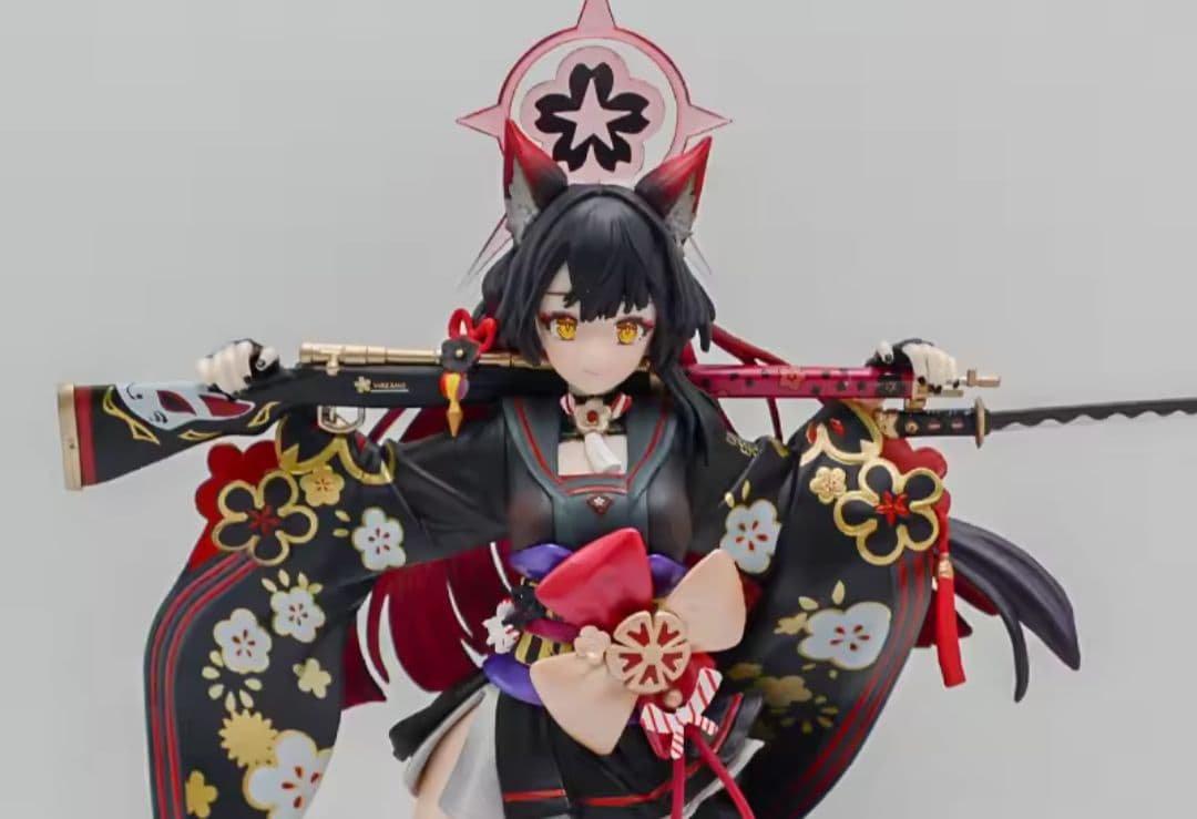 ブルーアーカイブ　孤坂ワカモ　フィギュア