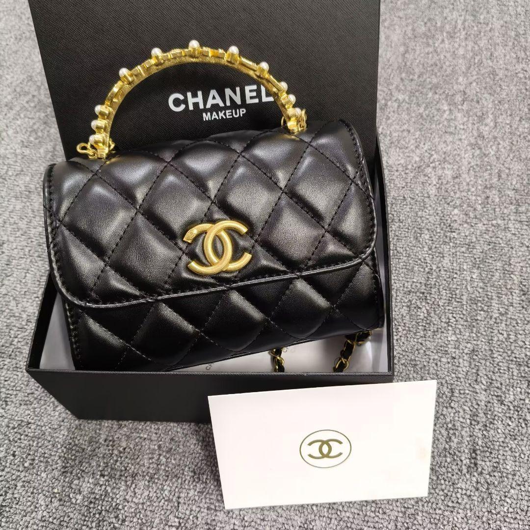 VIP限定 ノベルティ パールビジュハンドル型 ショルダーバッグ